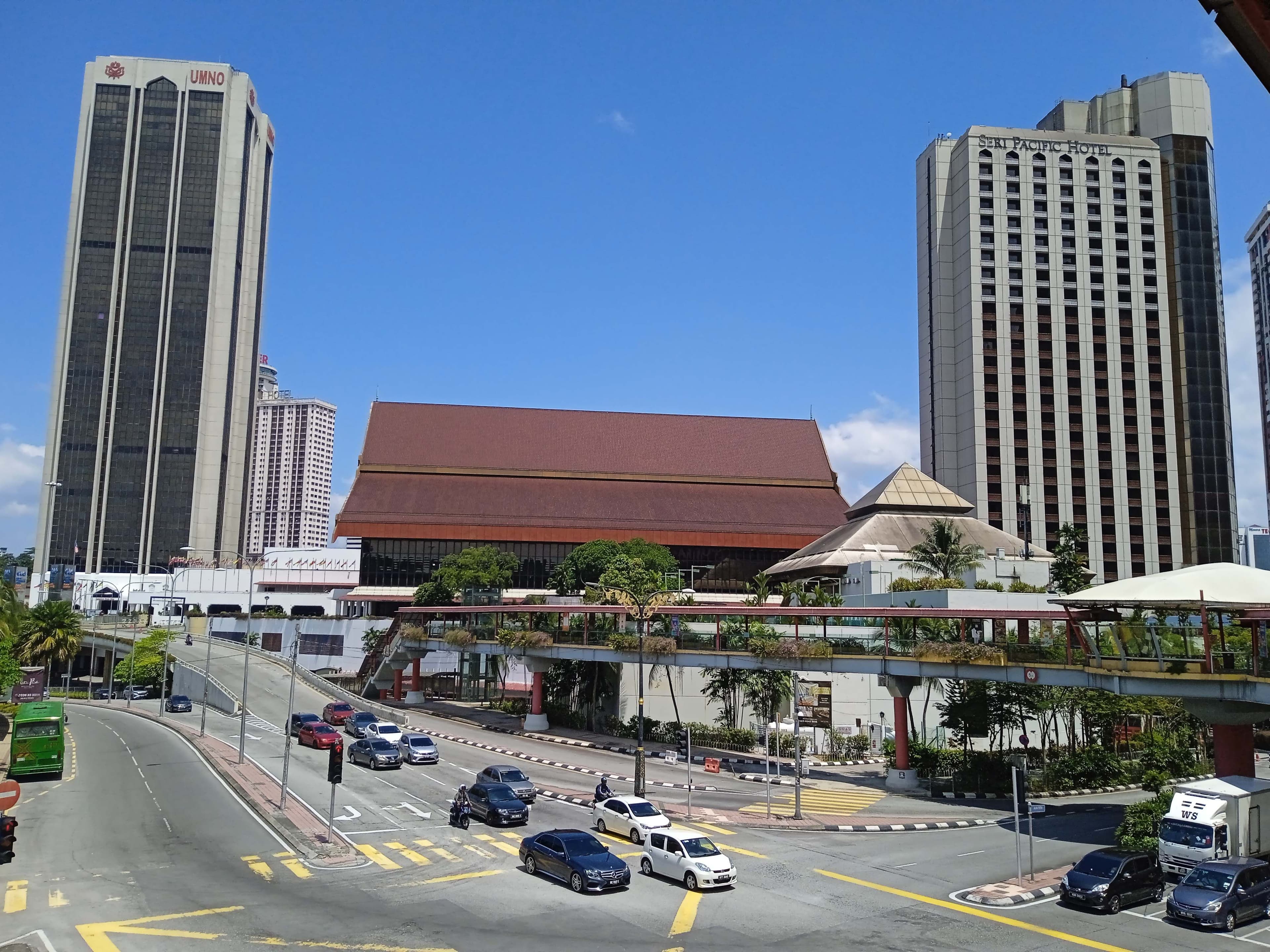 Kumpulan Arkitek Sdn. Bhd, Putra World Trade Centre, Kuala Lumpur (1986). Photograph: Wiki Farazi - Karya sendiri, CC0 1.0