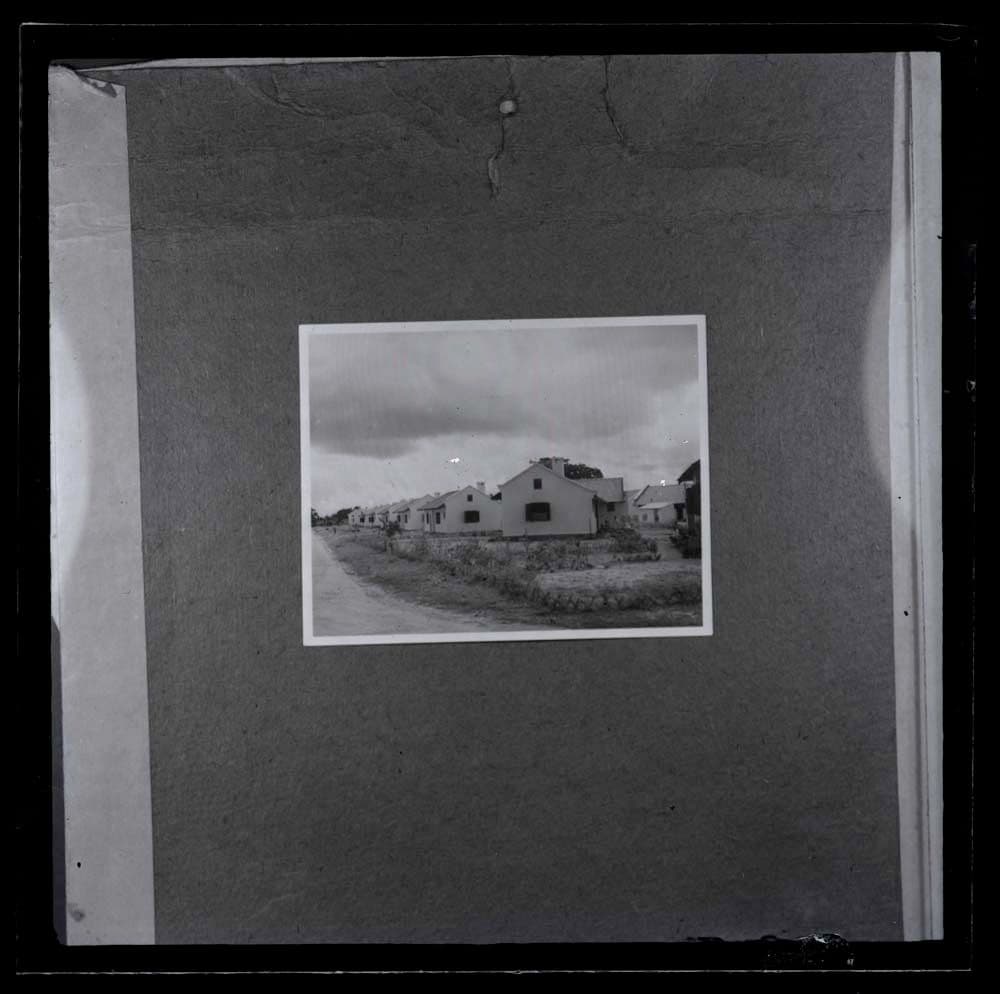 DTA Lantern Slide Library. Slide taken from an unidentified publication, showing a photograph of an unknown building. 
