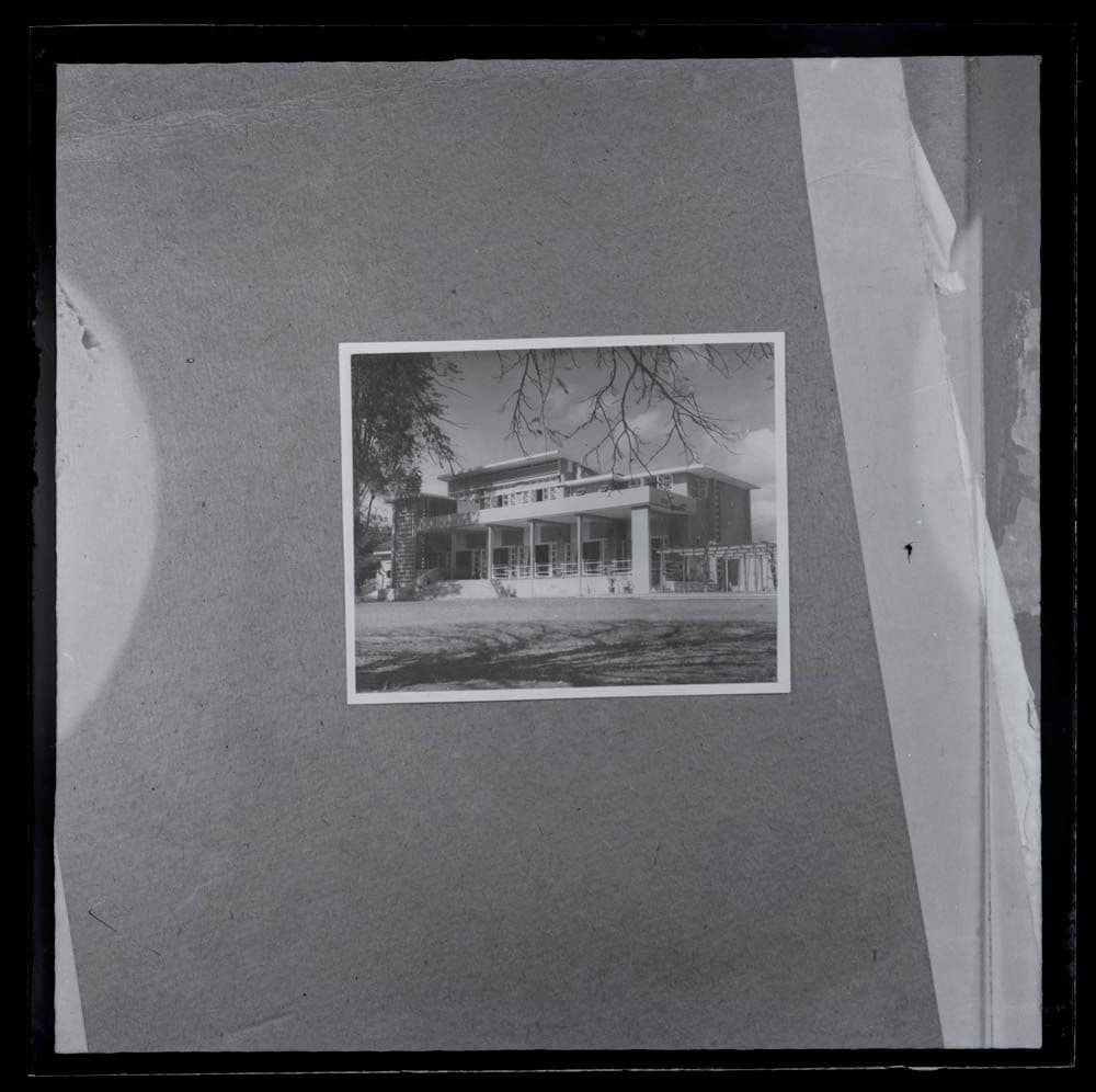 DTA Lantern Slide Library. Slide taken from an unidentified publication, showing a photograph of an unknown building. 
