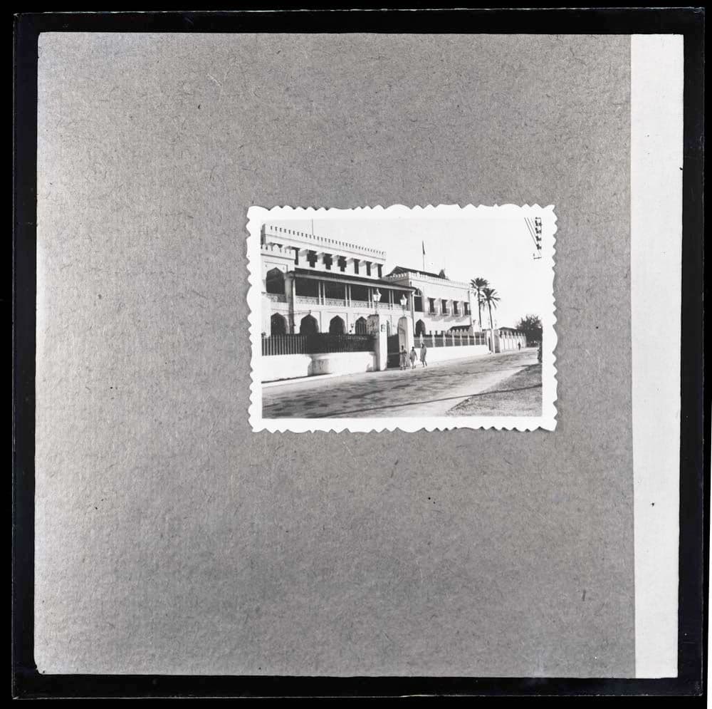 DTA Lantern Slide Library. Slide taken from an unidentified publication, showing a photograph of the Sultan’s Palace in Zanzibar, Tanzania.