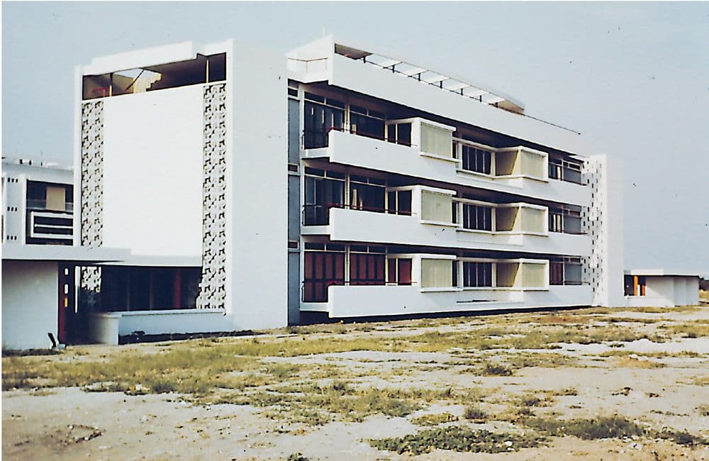 Flats by Drake and Lasdun, Tema Community 1, 1957, photograph by Michael Hirst.