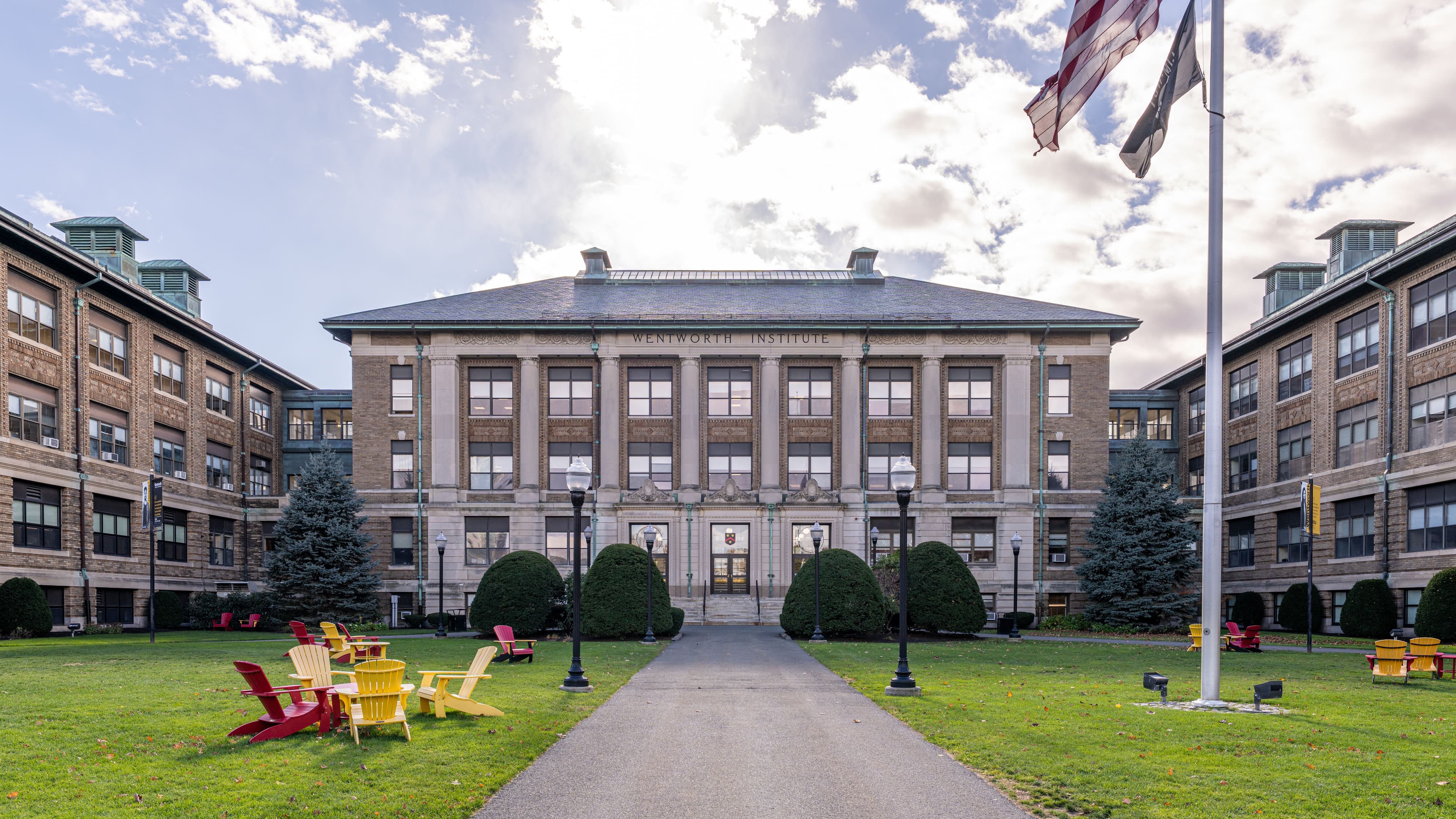 Wentworth Institute of Technology. ajay_suresh, CC BY 4.0 <https://creativecommons.org/licenses/by/4.0>, via Wikimedia Commons
