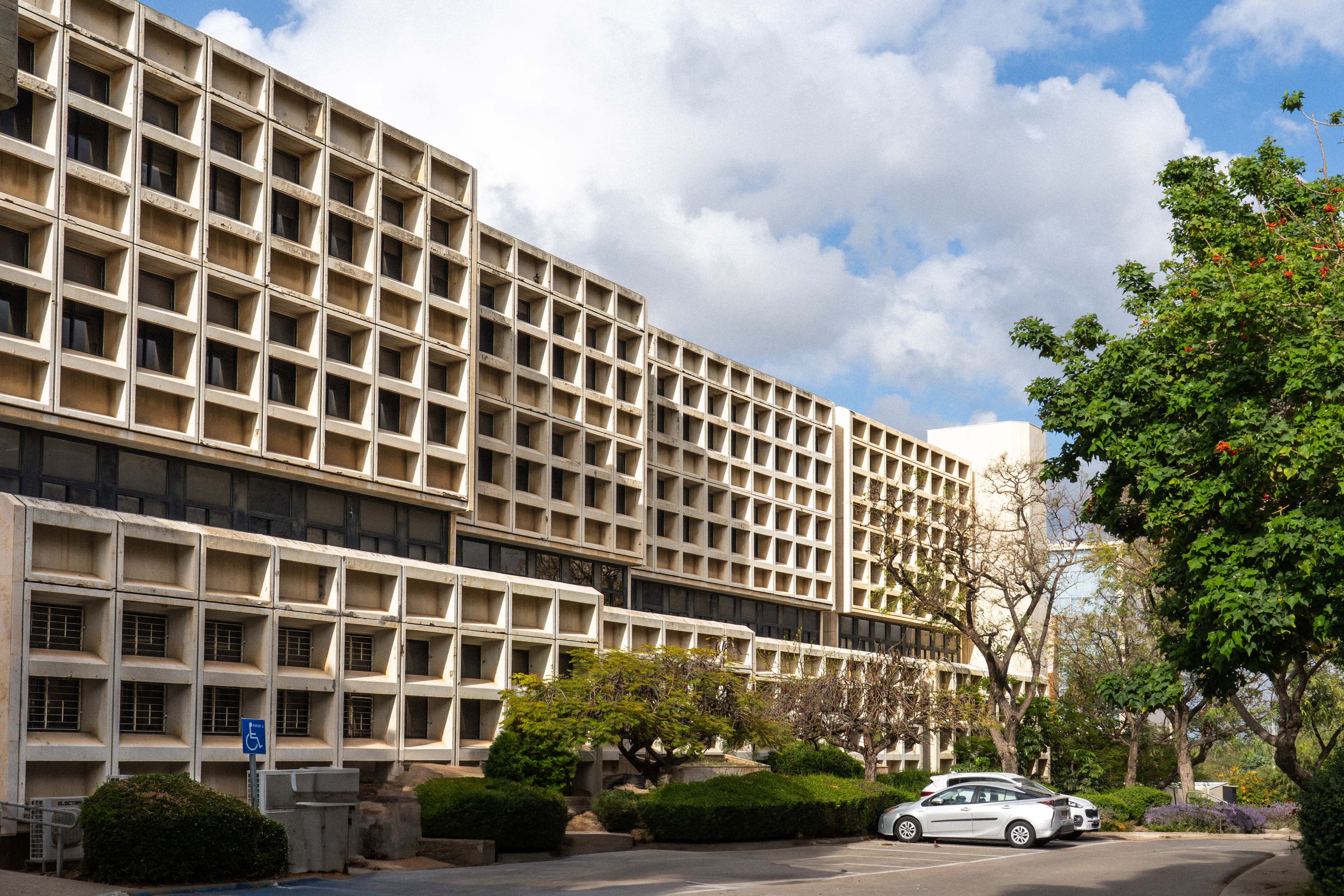 Zalman Enav. Schreiber Institute of Mathematics, Tel Aviv University, Israel. Photograph: © Yael Hotomlansky.