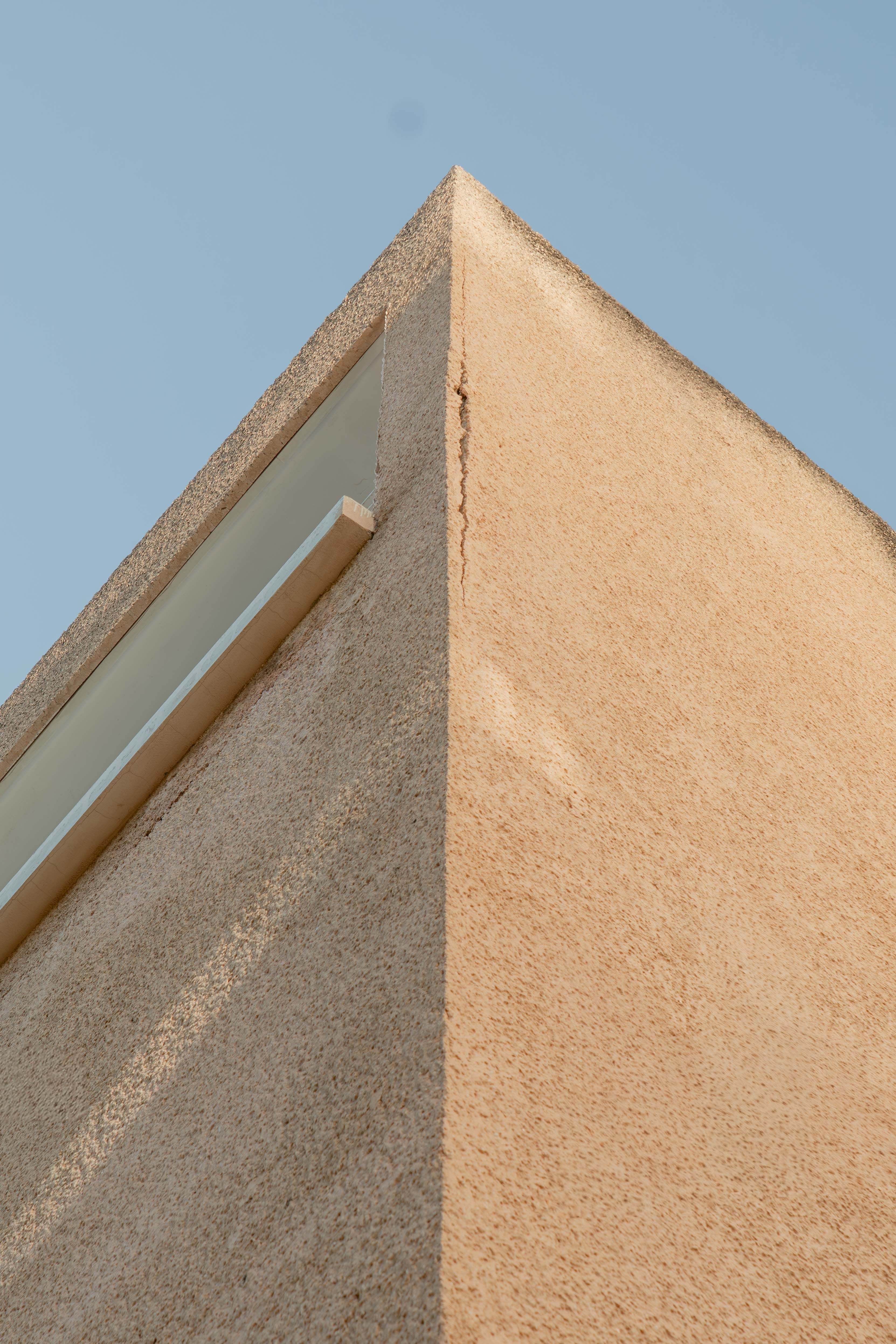 Ram Karmi, Ayala Sach's House, 13 Ben-Gurion Boulevard, Tel Aviv, Israel. Photograph: © Yael Hotomlansky.