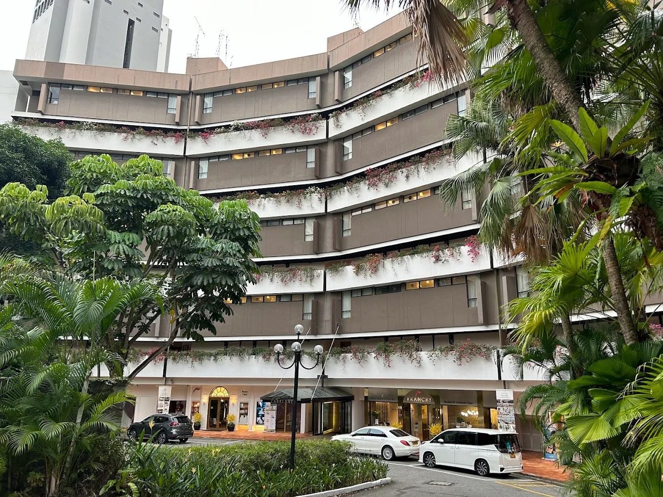'Kumpulan Akitek, Parklane Suites, Goodwood Park Hotel, Singapore (1968)