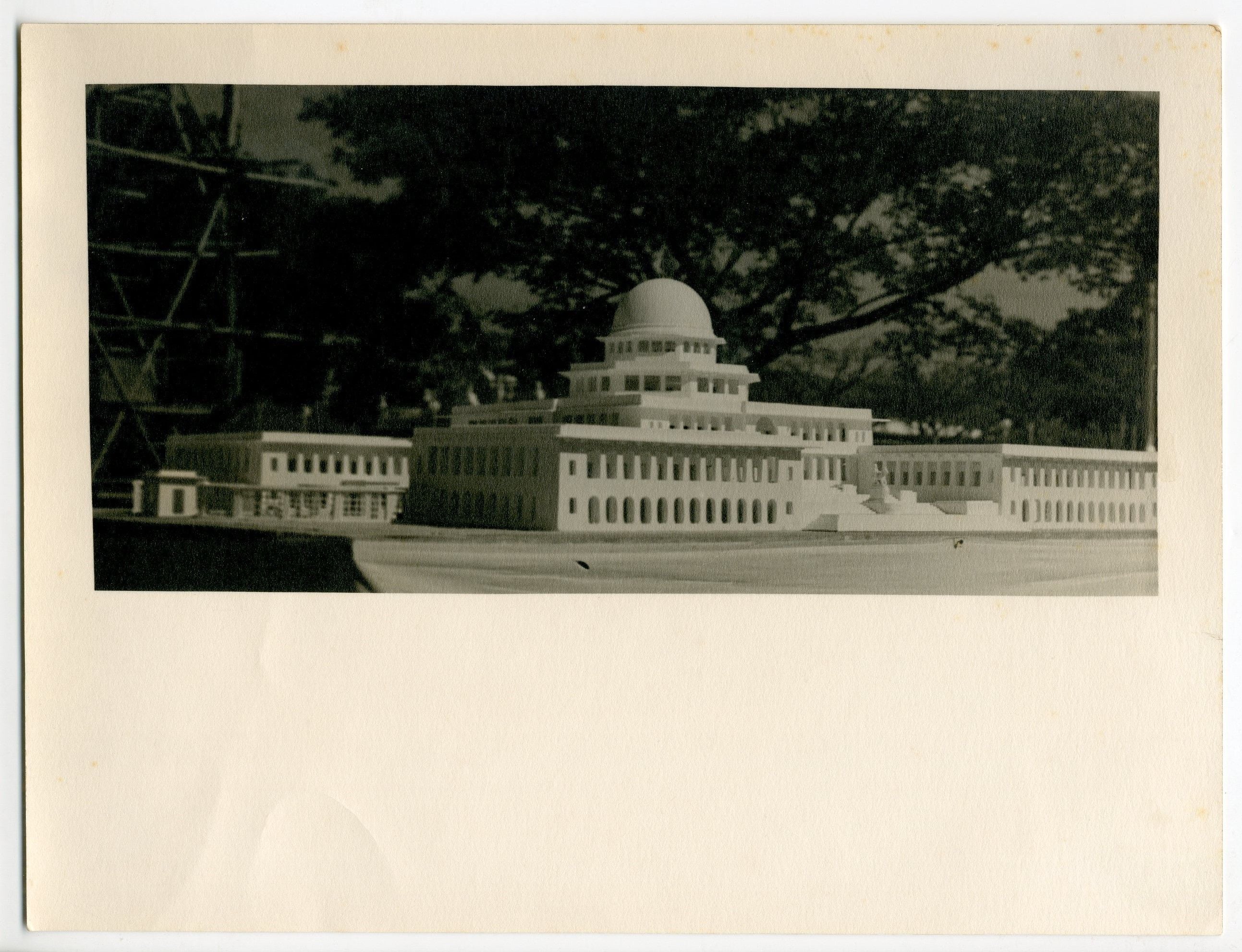 Otto Koenigsberger. Model for Otto Koenigsberger's Bangalore Law Courts design, 1939. Credit: AA Archives: OK7